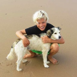 Picture of Taylor with Bordeira beach dog