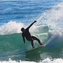 Picture of mike surfing at Meia Praia